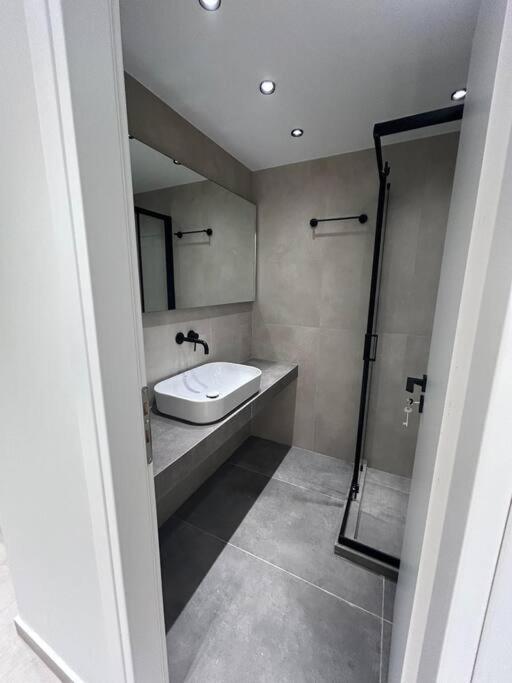Bluemotion - Just Sleep 2 Apartment พีเรียส ภายนอก รูปภาพ